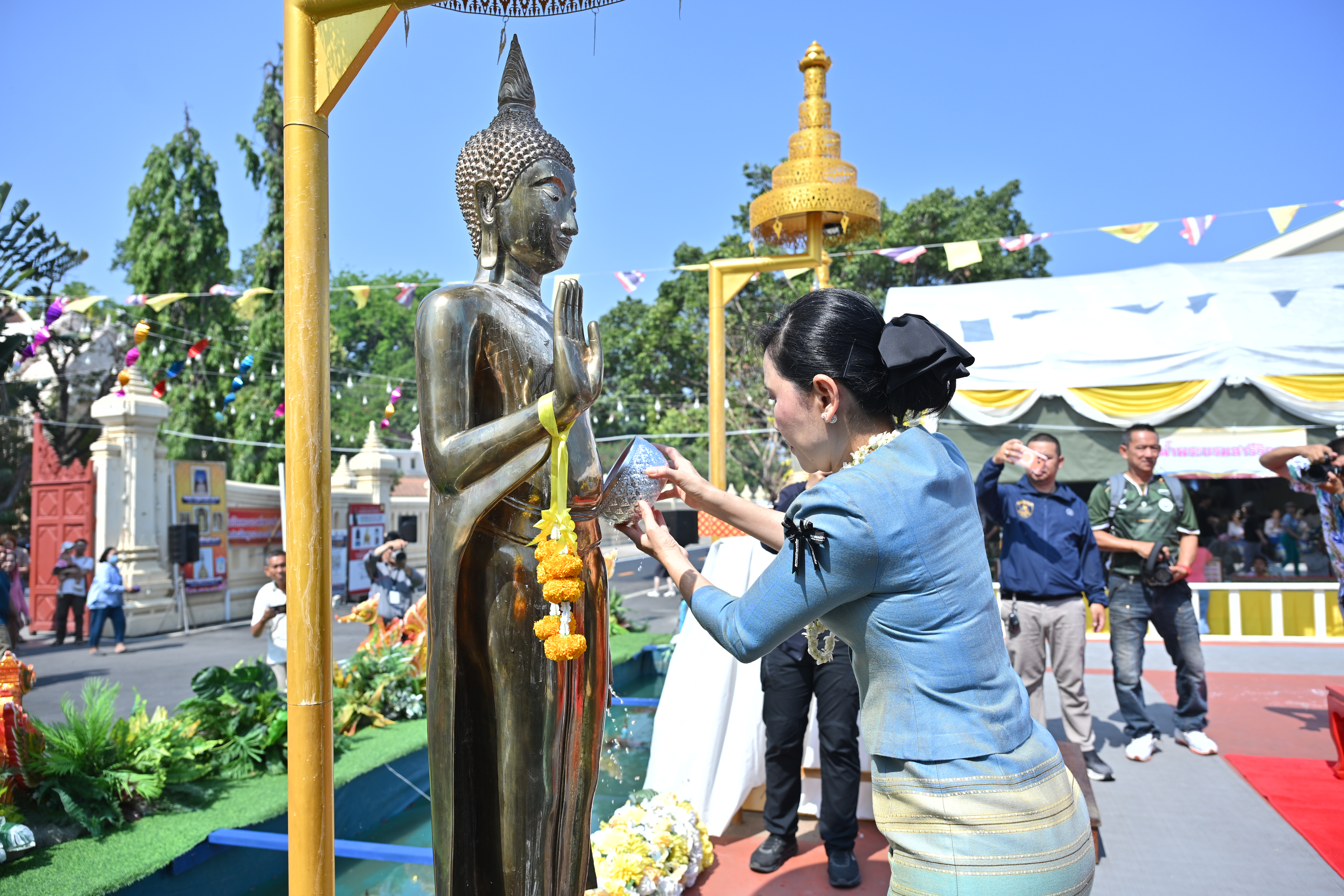 title - ส.ป.ก.นครปฐม ร่วมพิธีเปิดงานประเพณีสงกรานต์ ประจำปี 2569